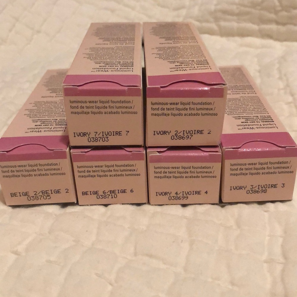 Luminous Wear Mary Kay liquid Foundation